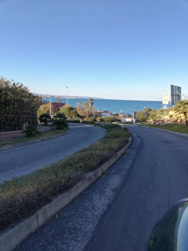 شقة Residenza Anna Maria كروتوني المظهر الخارجي الصورة